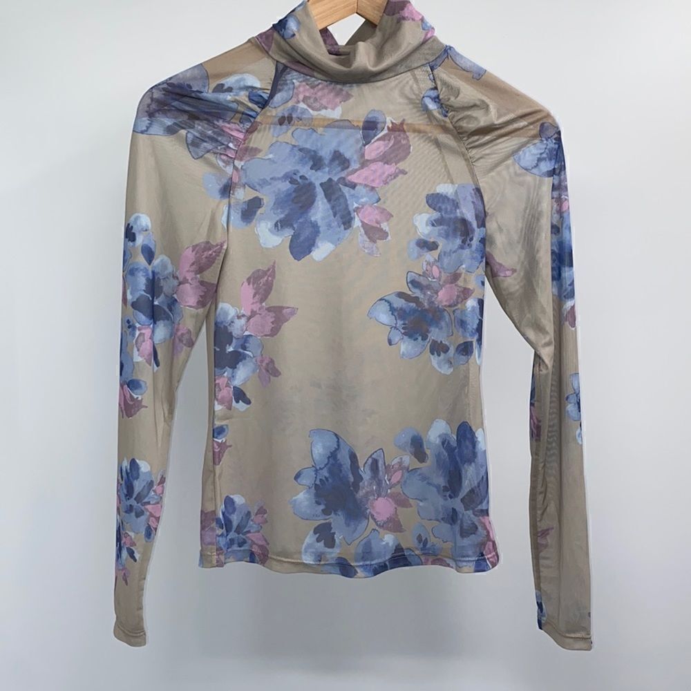 Intimately Free People Sheer Long Sleeve Floral Turtle Neck Women’s size XS